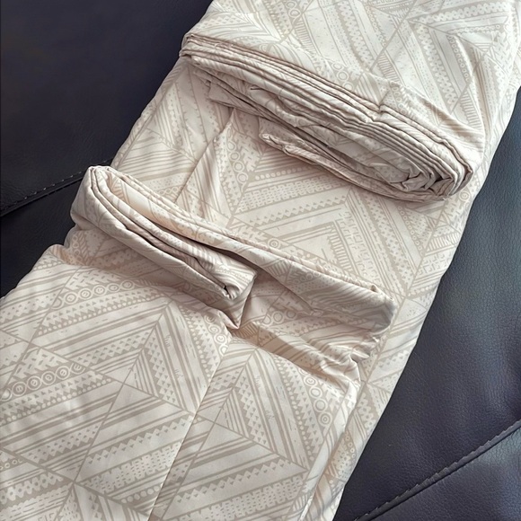 Swiss Collection DUVET COVER SET - Picture 5 of 6